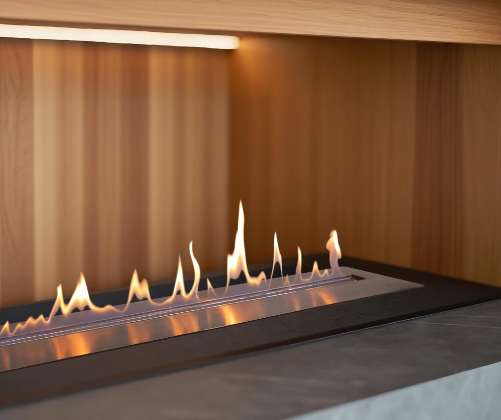 ელექტრო ბუხარი YK-303/silvery/1500*240*170