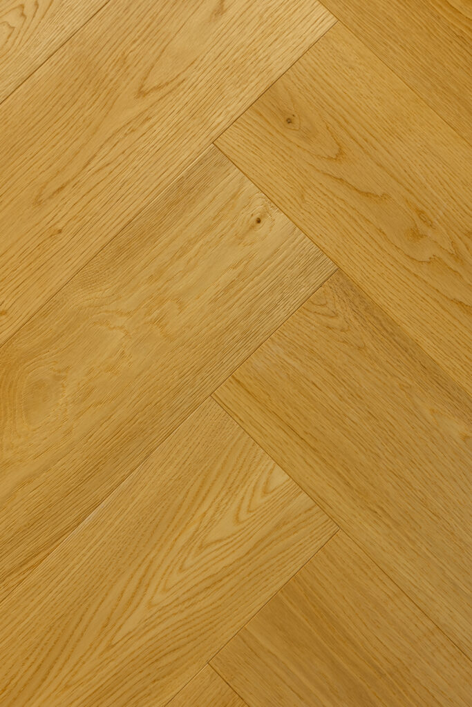 სამშრიანი პარკეტი HB1570/1 Engineered oak Herringbone